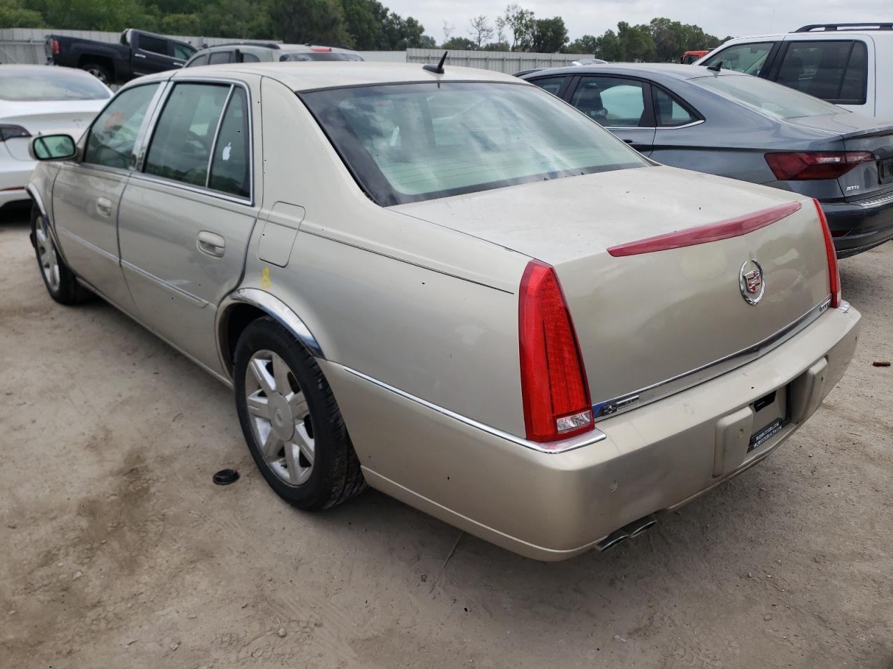 Photo 3 from auction – 2007 CADILLAC DTS with VIN 1G6KD57Y07U212098