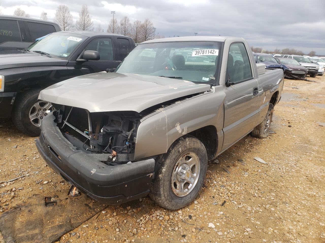 Photo 2 from auction – 2003 CHEVROLET SILVERADO with VIN 1GCEC14XX3Z341531