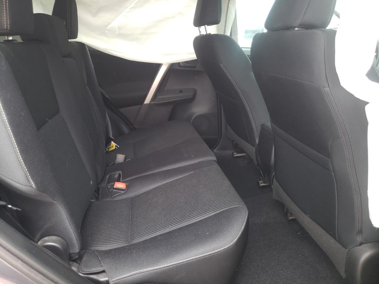 Photo 6 from auction – 2013 TOYOTA RAV4 XLE with VIN 2T3WFREV4DW070751