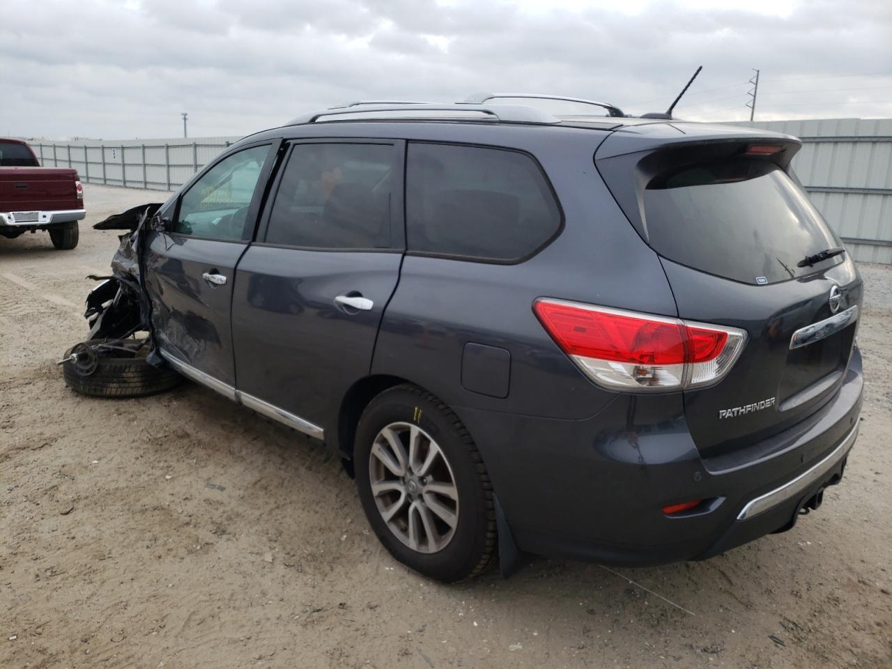 Photo 3 from auction – 2014 NISSAN PATHFINDER with VIN 5N1AR2MM7EC713711