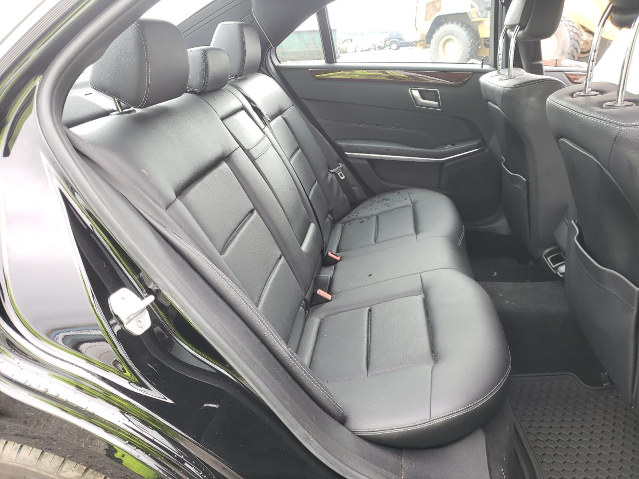 Photo 6 from auction – 2014 MERCEDES-BENZ E 350 with VIN WDDHF5KB1EB025990