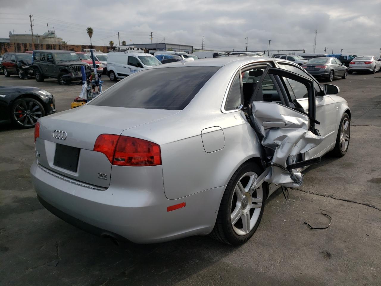 Photo 4 from auction – 2005 AUDI A4 3.2 QUA with VIN WAUDG68E55A515705