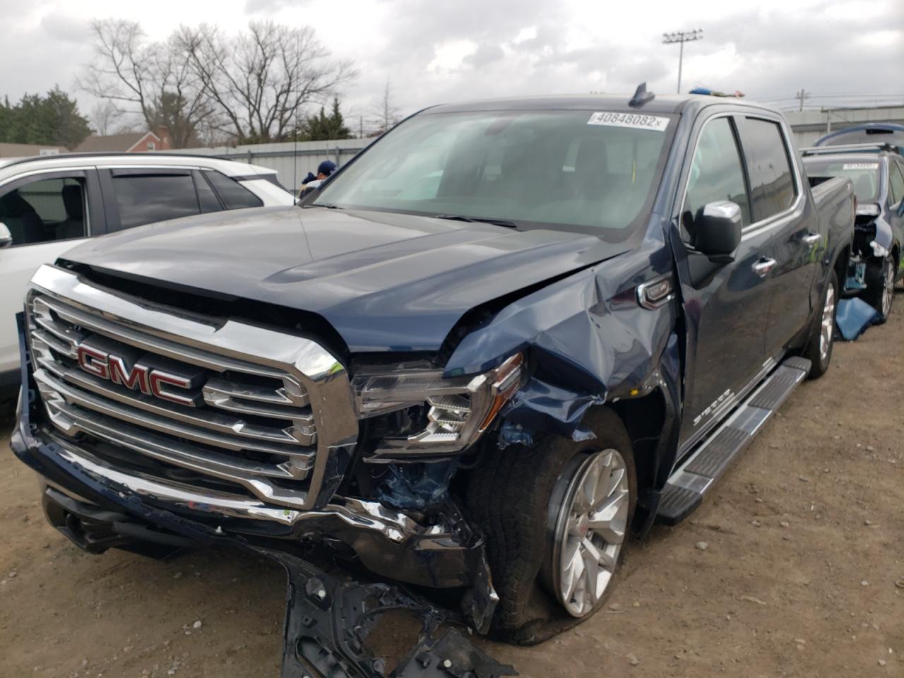 Photo 2 from auction – 2022 GMC SIERRA LIM with VIN 3GTU9DED4NG142266