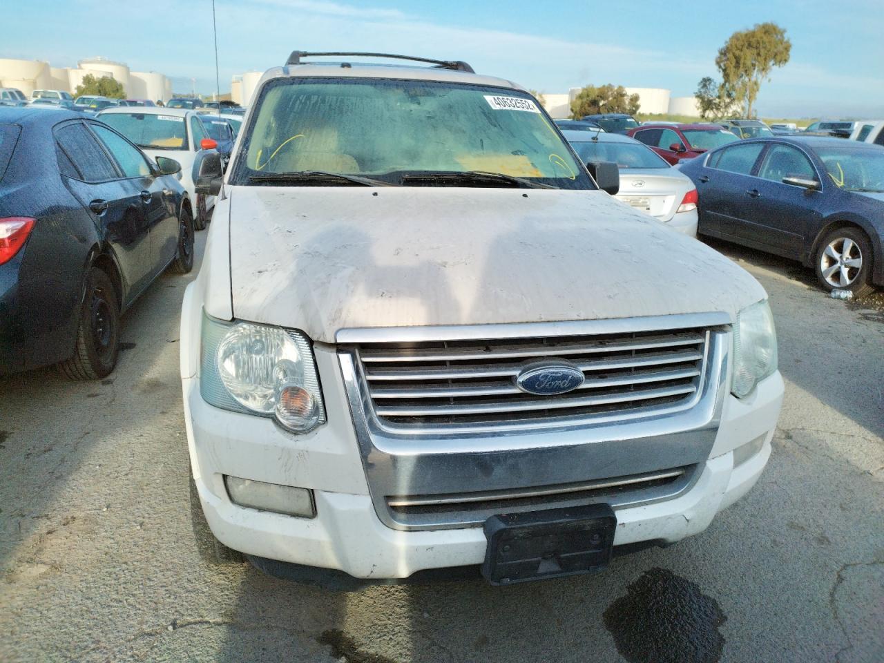 Photo 9 from auction – 2008 FORD EXPLORER X with VIN 1FMEU63E88UA90020