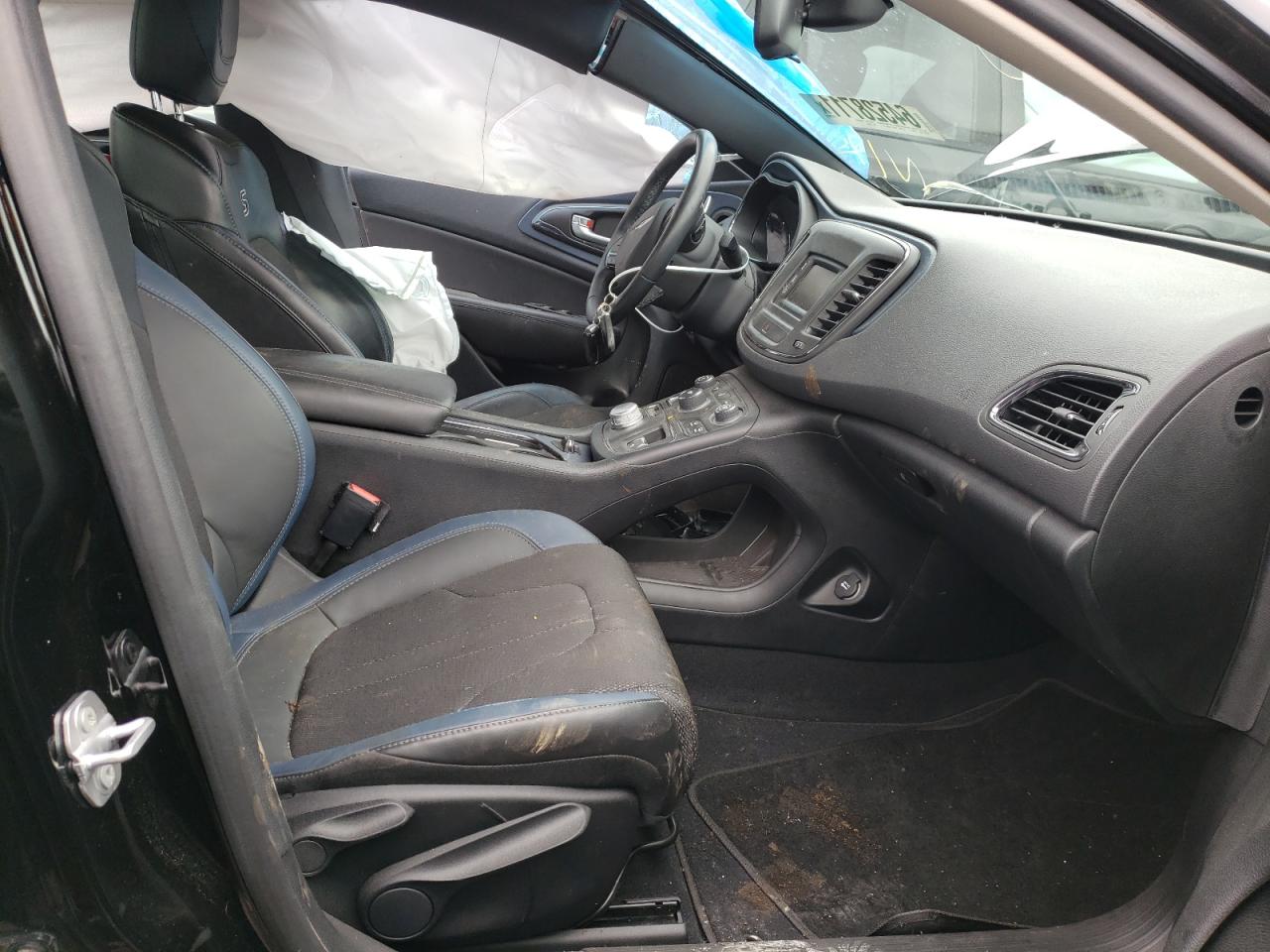 Photo 9 from auction – 2016 CHRYSLER 200 S with VIN 1C3CCCDGXGN176424