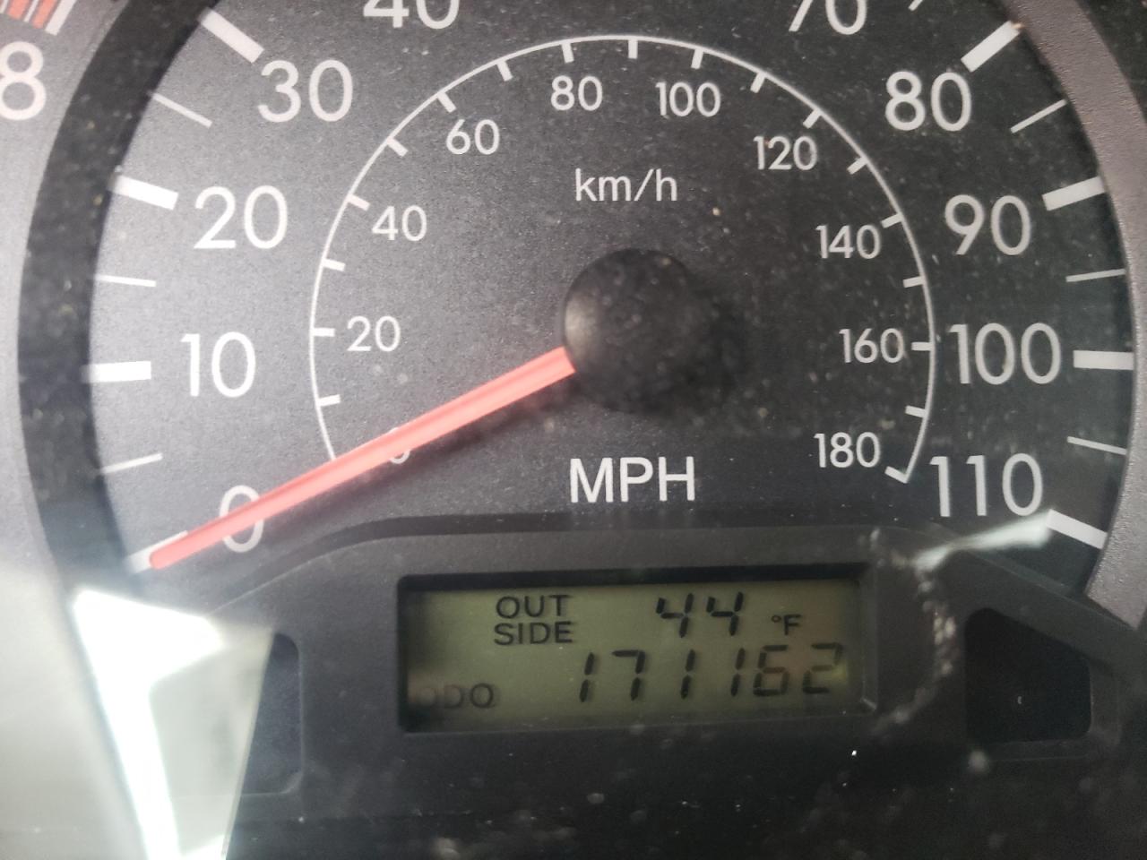 Photo 8 from auction – 2005 TOYOTA COROLLA CE with VIN 1NXBR32EX5Z410860