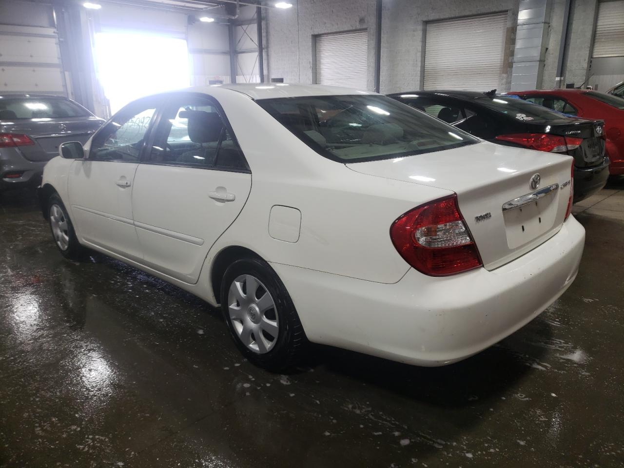 Photo 3 from auction – 2002 TOYOTA CAMRY LE with VIN 4T1BE32K62U006984