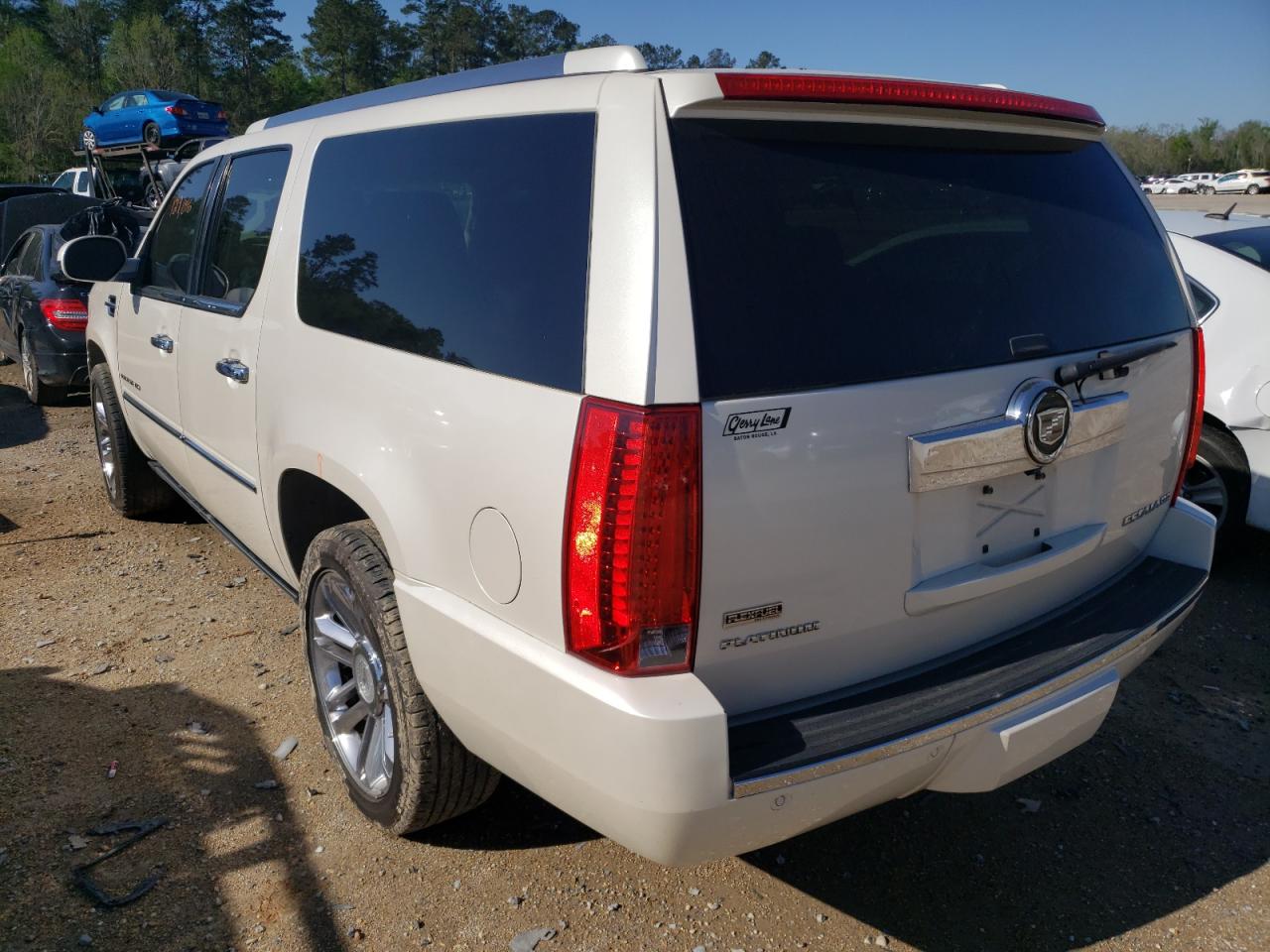 Photo 3 from auction – 2011 CADILLAC ESCALADE E with VIN 1GYS3KEFXBR329080