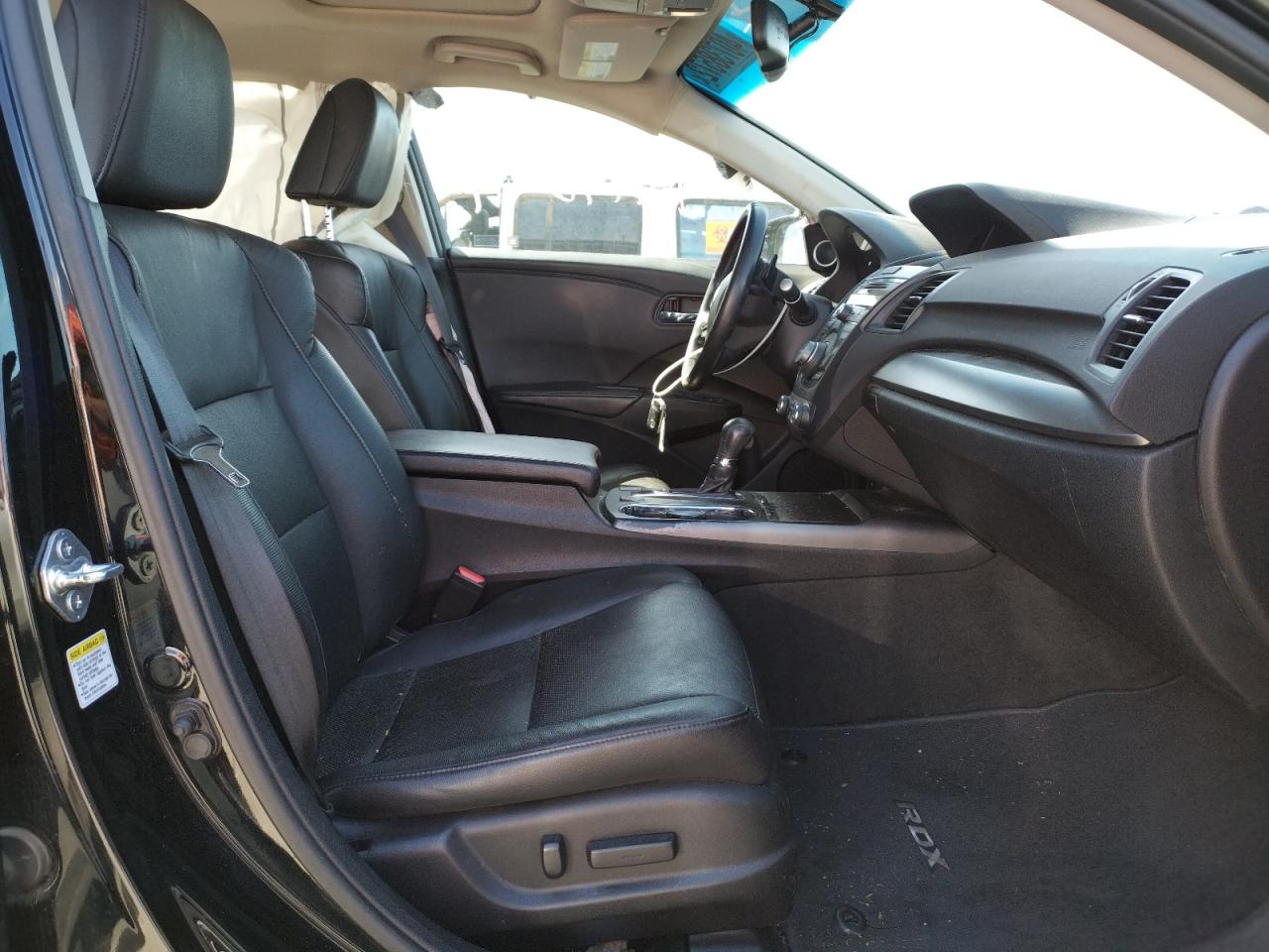 Photo 5 from auction – 2014 ACURA RDX TECHNO with VIN 5J8TB4H5XEL001324