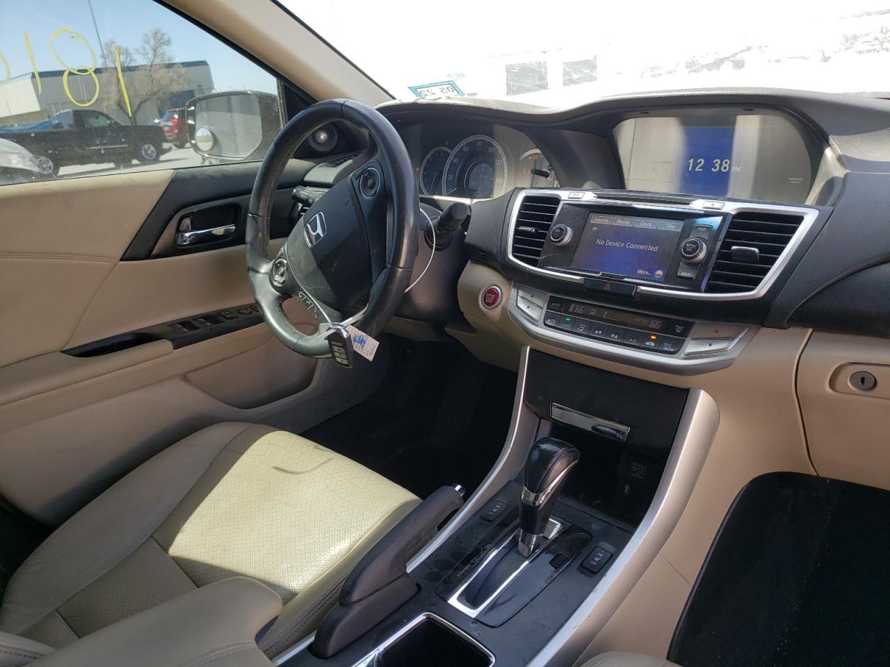 Photo 9 from auction – 2015 HONDA ACCORD EXL with VIN 1HGCR2F83FA167968