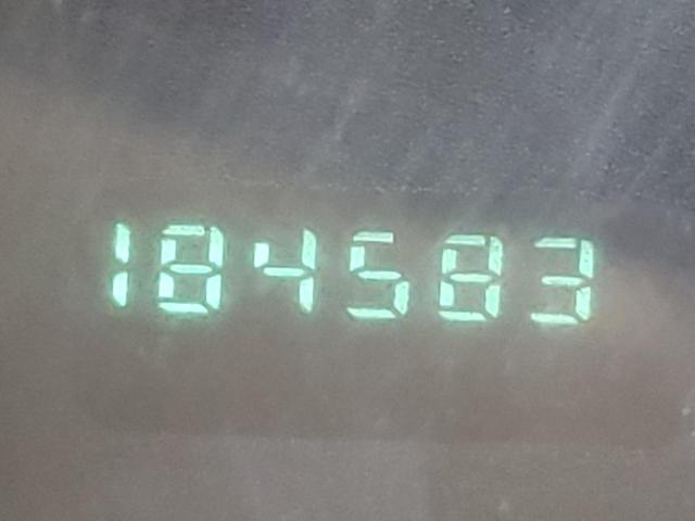 Photo 8 from auction – 2000 DODGE DURANGO with VIN 1B4HS28N5YF167663