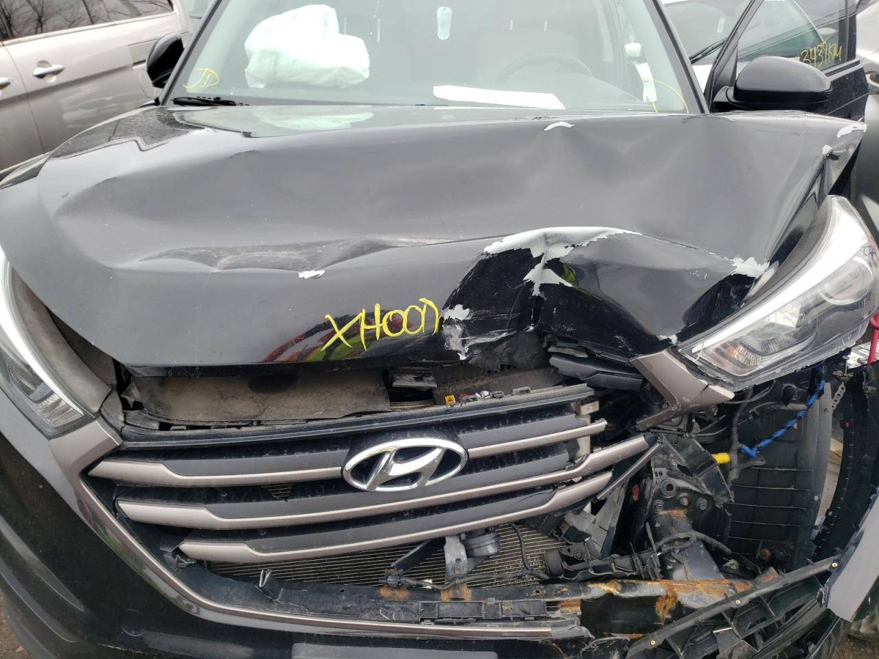 Photo 7 from auction – 2016 HYUNDAI TUCSON SE with VIN KM8J23A49GU139737