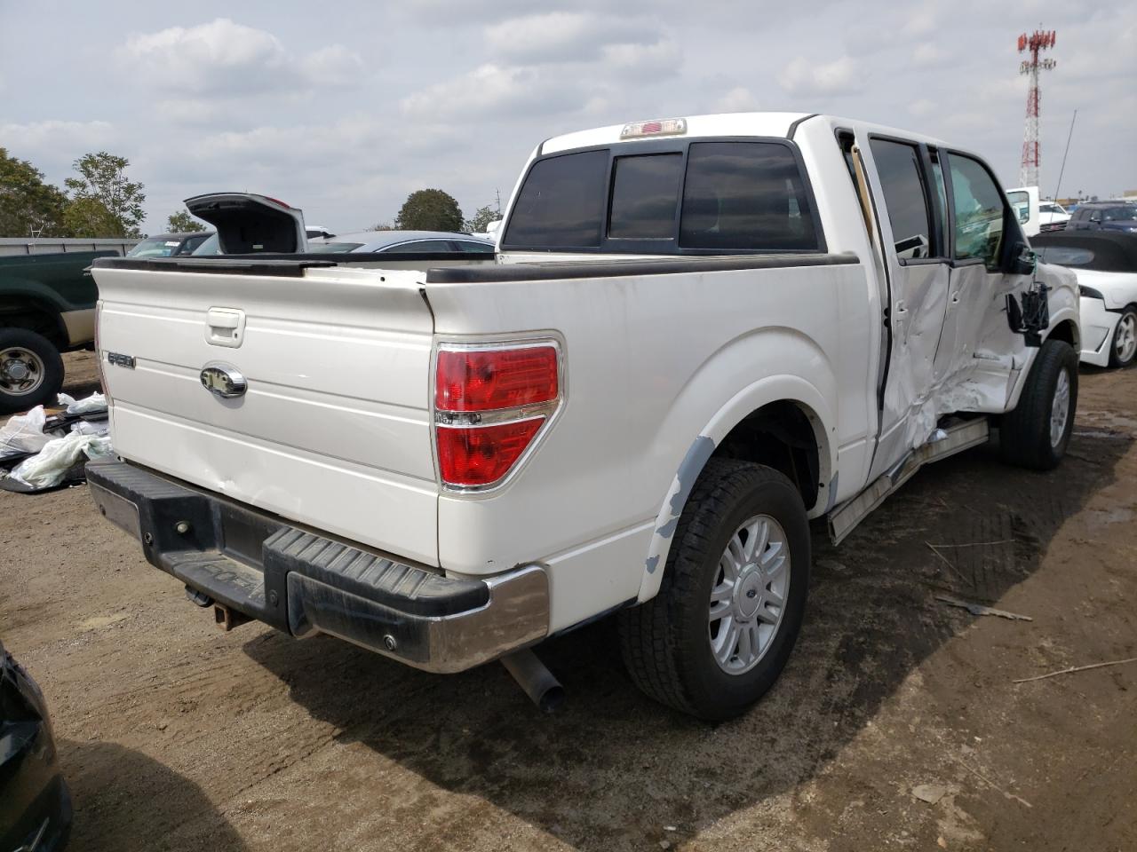 Photo 4 from auction – 2011 FORD F150 SUPER with VIN 1FTFW1ET0BFB56993