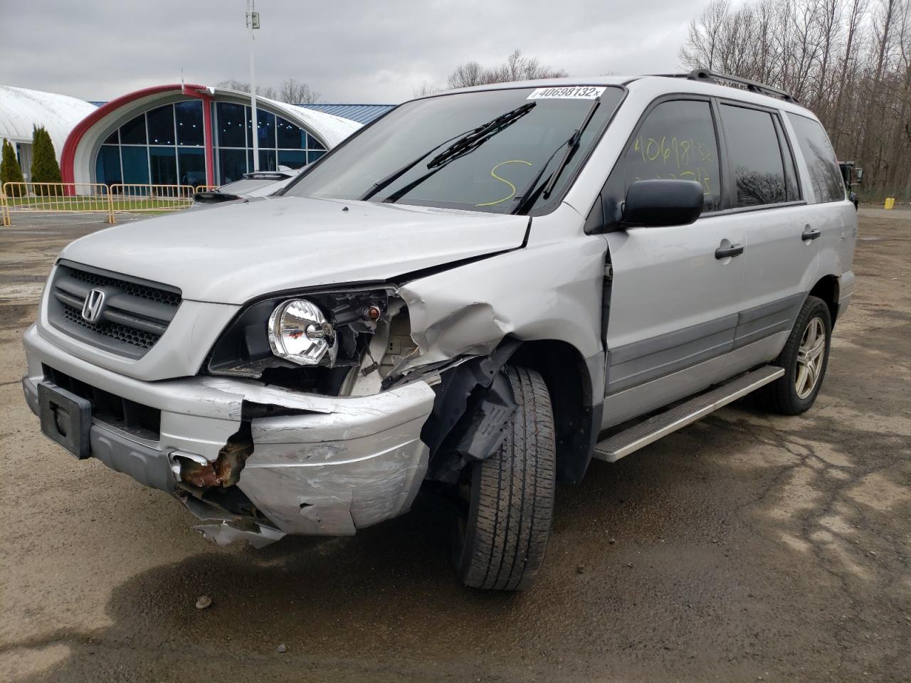 Photo 2 from auction – 2004 HONDA PILOT LX with VIN 2HKYF18164H552633