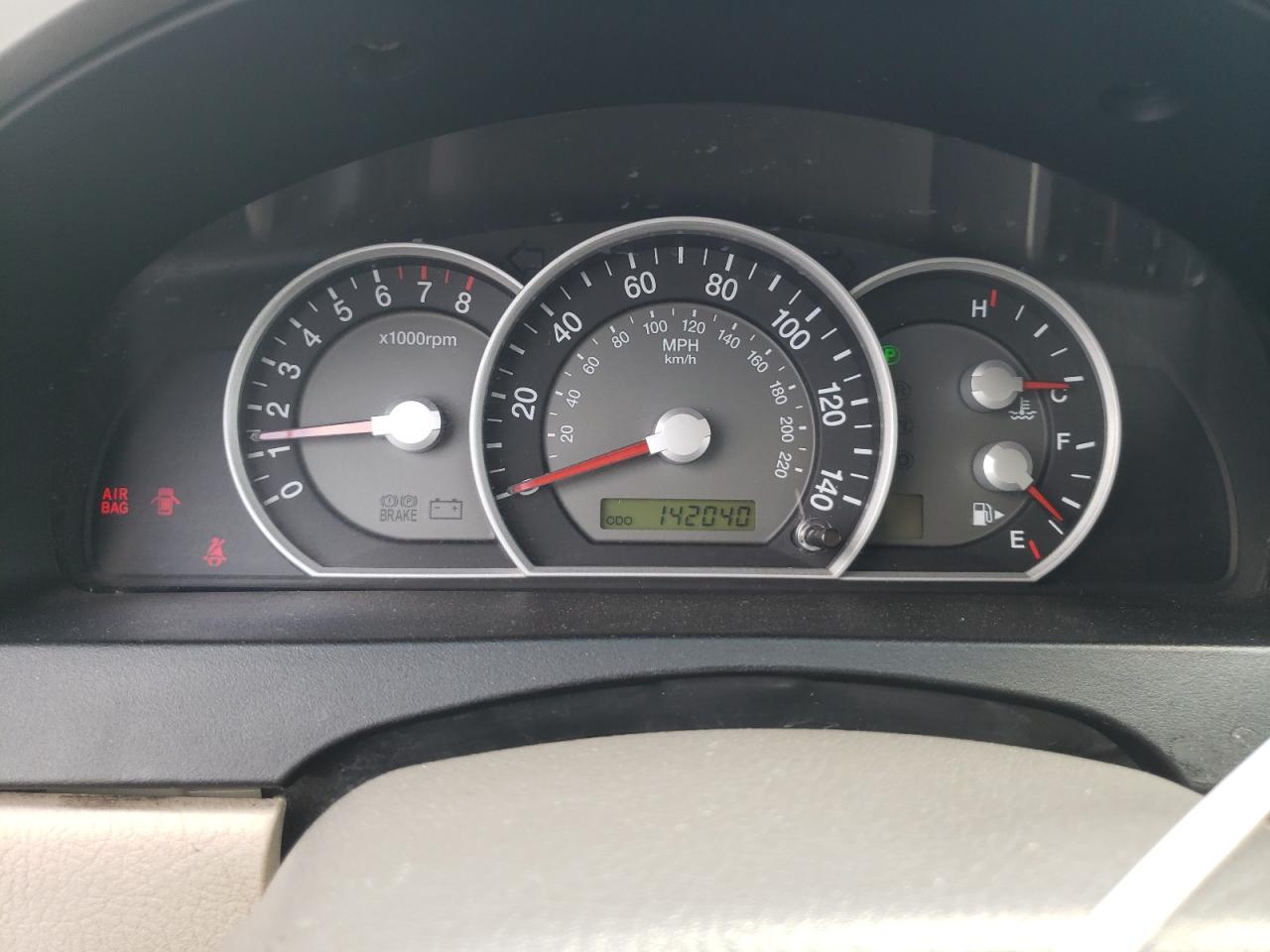 Photo 8 from auction – 2008 KIA SORENTO EX with VIN KNDJD735985806006