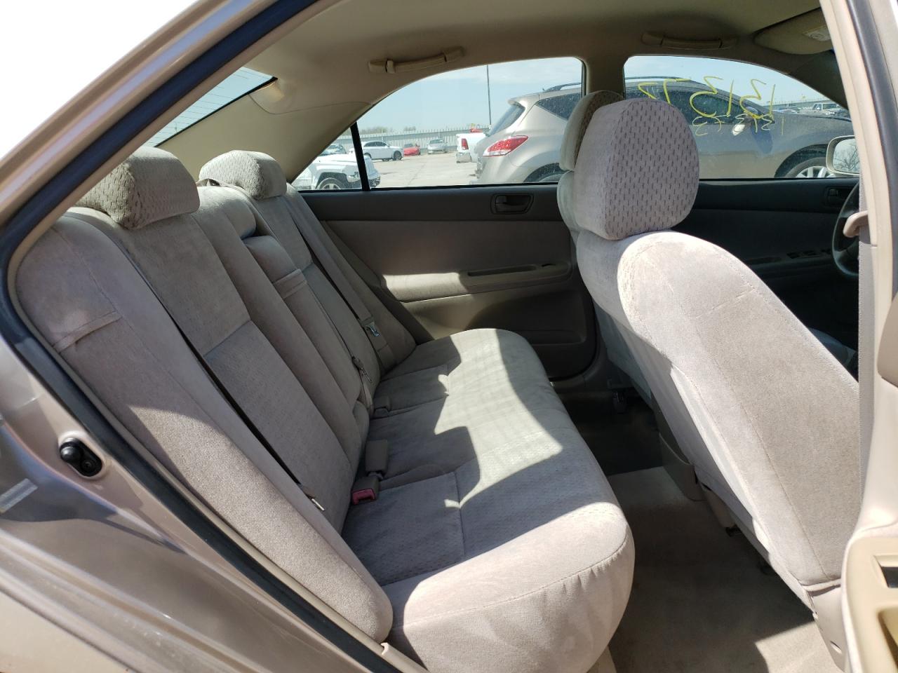 Photo 6 from auction – 2003 TOYOTA CAMRY LE with VIN 4T1BE32K83U140610