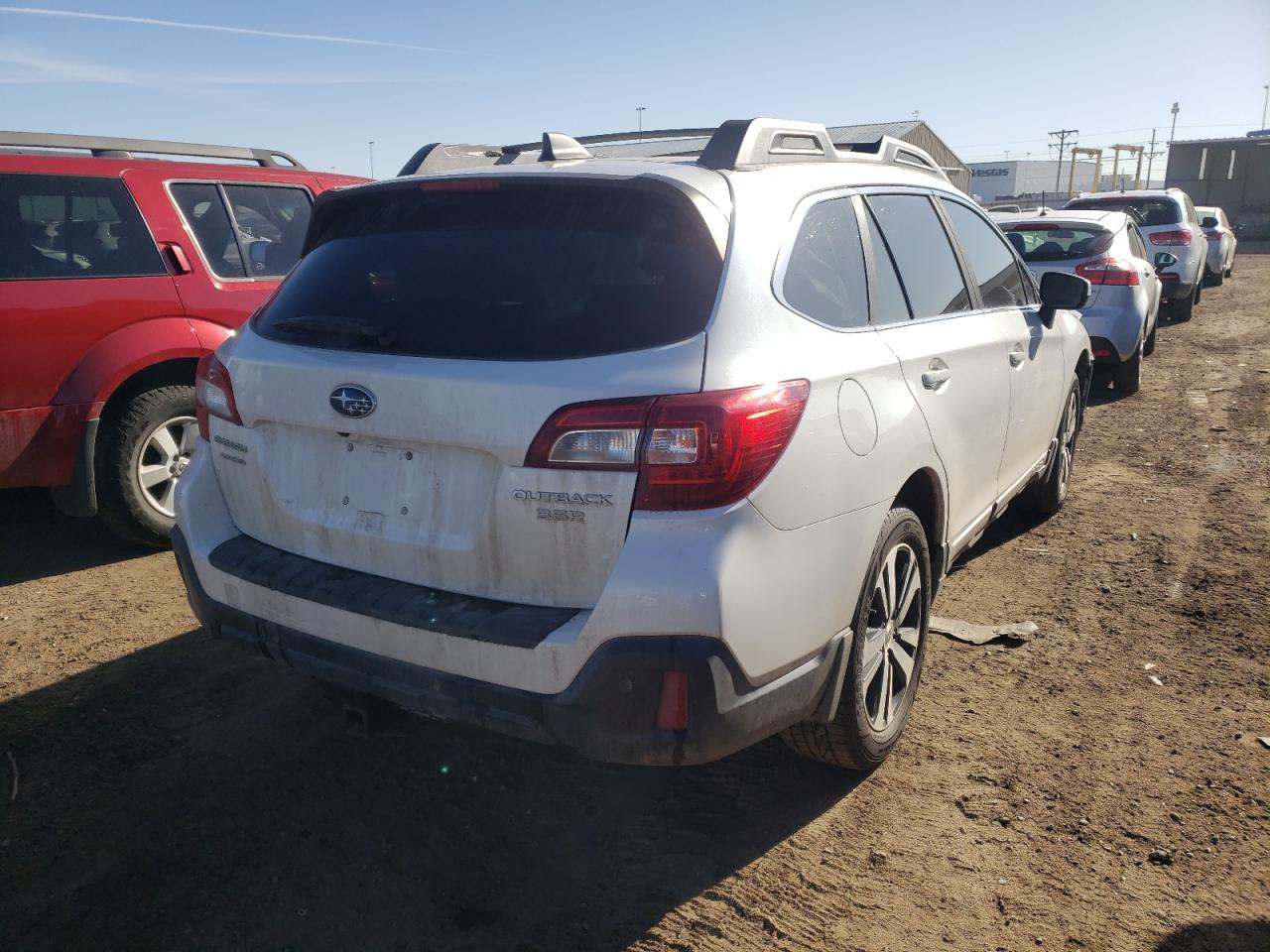 Photo 4 from auction – 2018 SUBARU OUTBACK 3. with VIN 4S4BSENC2J3259118