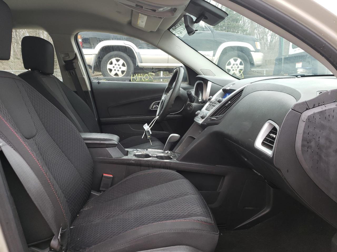 Photo 5 from auction – 2015 CHEVROLET EQUINOX LS with VIN 2GNFLEEK7F6175698