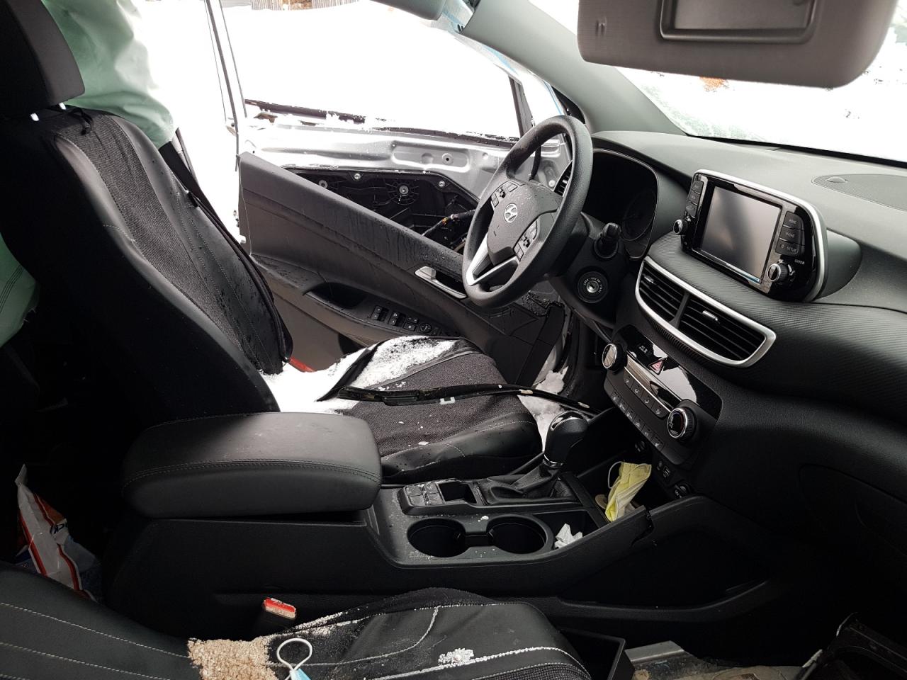 Photo 5 from auction – 2019 HYUNDAI TUCSON SE with VIN KM8J2CA46KU024229