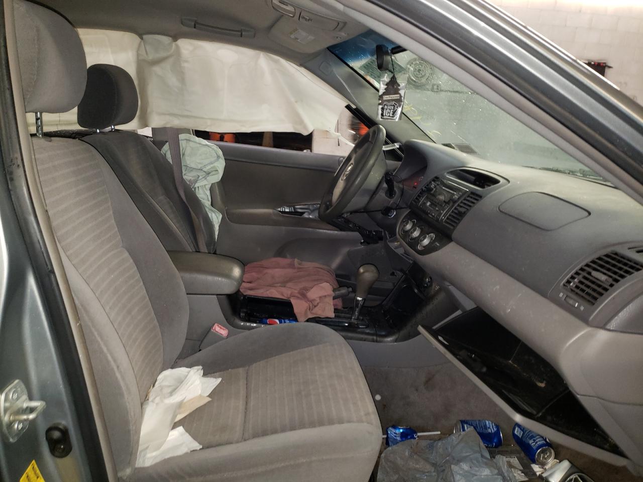 Photo 5 from auction – 2006 TOYOTA CAMRY LE with VIN 4T1BF30K76U631805