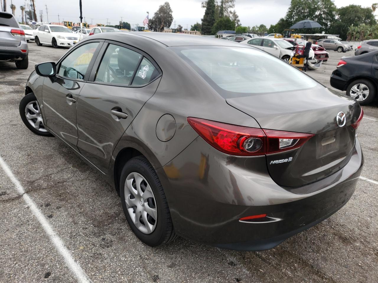 Photo 3 from auction – 2015 MAZDA 3 SV with VIN JM1BM1T78F1222140