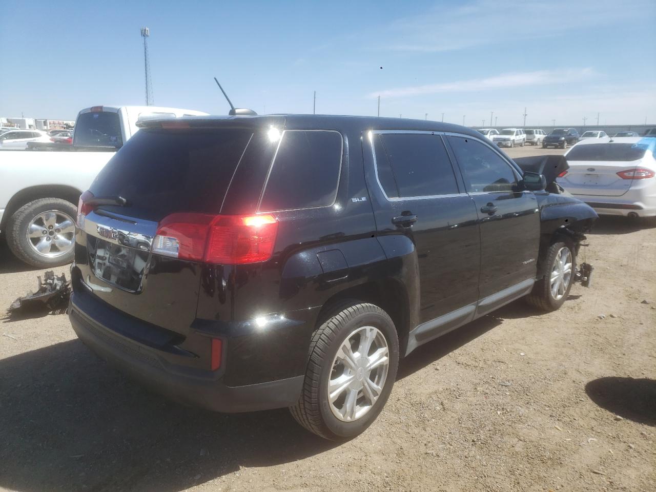 Photo 4 from auction – 2017 GMC TERRAIN SL with VIN 2GKALMEK6H6188821