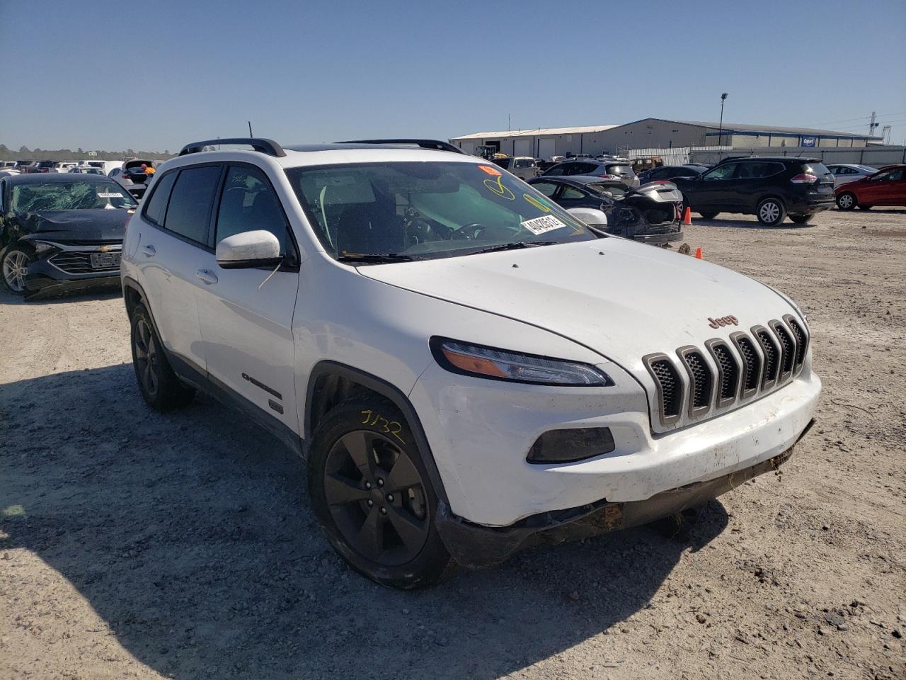 JEEP CHEROKEE L 2016 with VIN 1C4PJMCB8GW250741 - Photo from auction