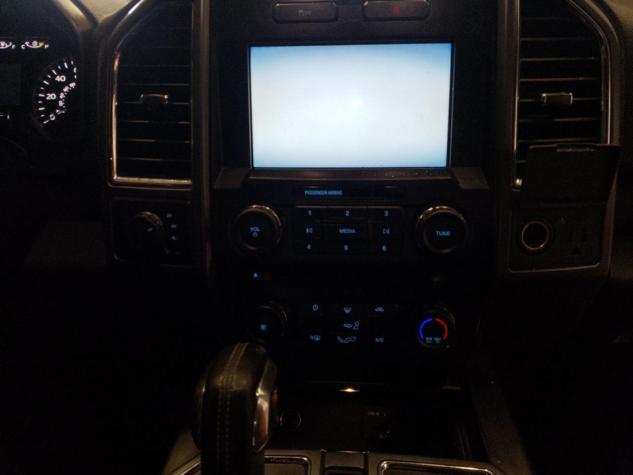 Фото 9 с аукциона – 2015 FORD F150 SUPER с VIN 1FTEW1EG7FFC43987