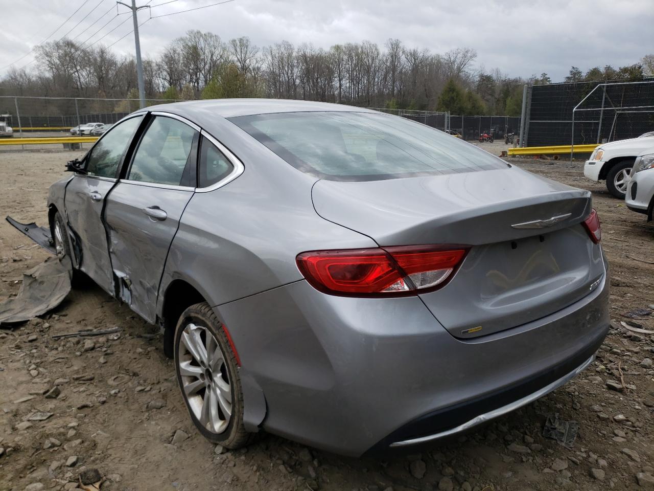 Photo 3 from auction – 2015 CHRYSLER 200 LIMITE with VIN 1C3CCCAB4FN661147