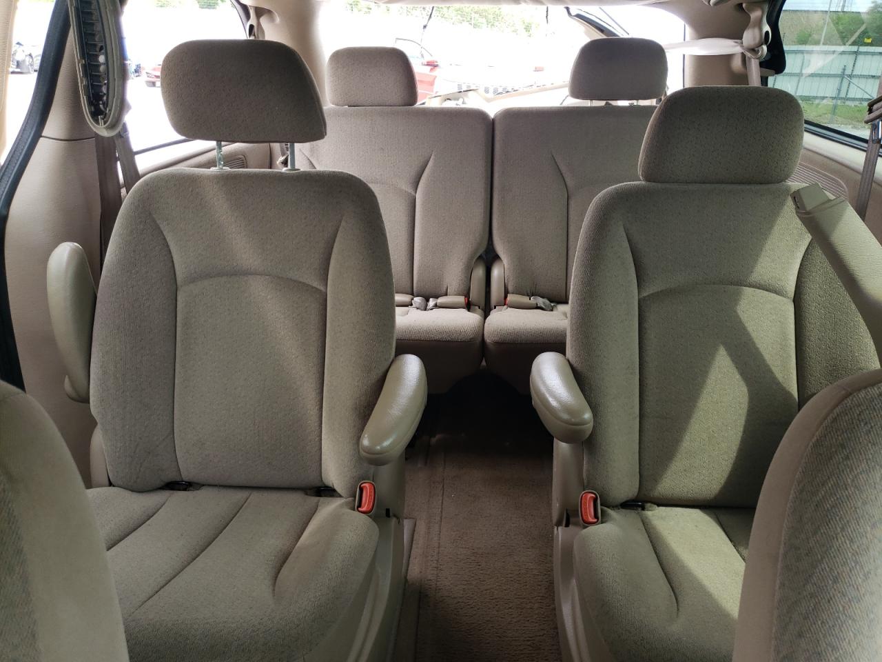 Photo 6 from auction – 2001 CHRYSLER TOWN & COU with VIN 2C8GP443X1R336654