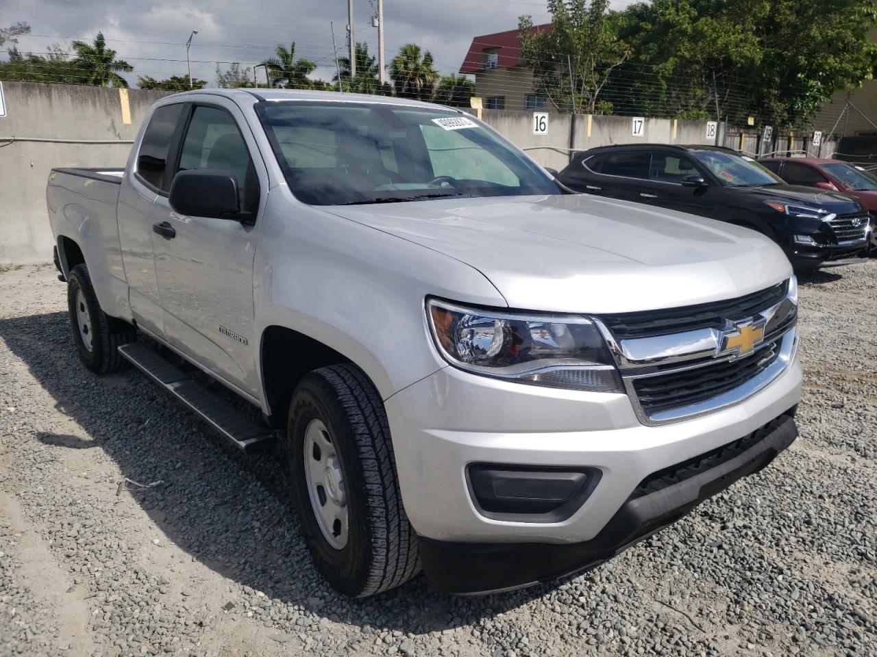 CHEVROLET COLORADO 2019 with VIN 1GCHSBEA9K1307576 - Photo from auction