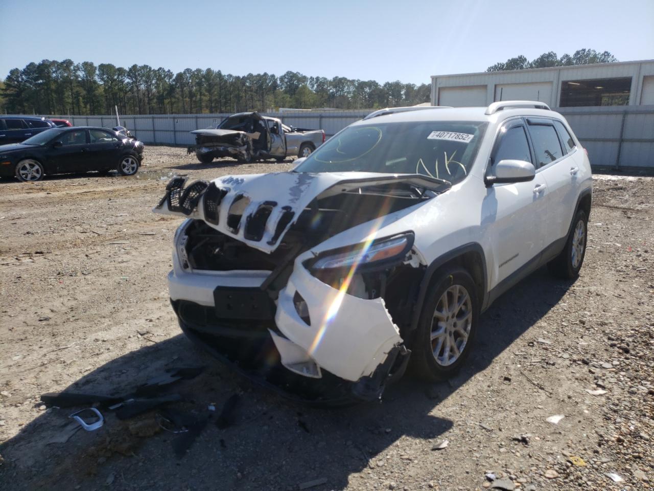 Photo 2 from auction – 2016 JEEP CHEROKEE L with VIN 1C4PJLCB7GW171118