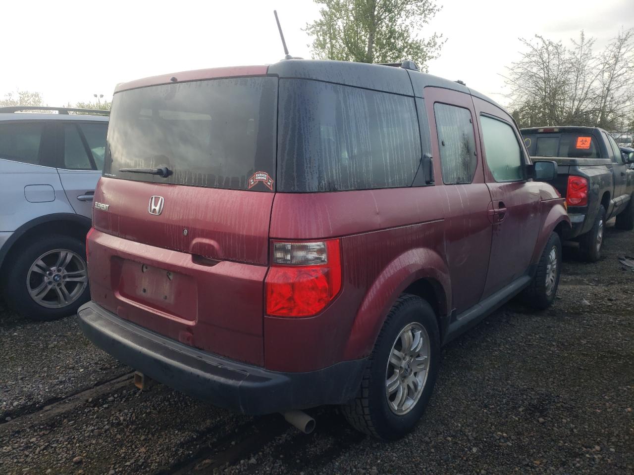 Photo 4 from auction – 2007 HONDA ELEMENT EX with VIN 5J6YH28717L009320