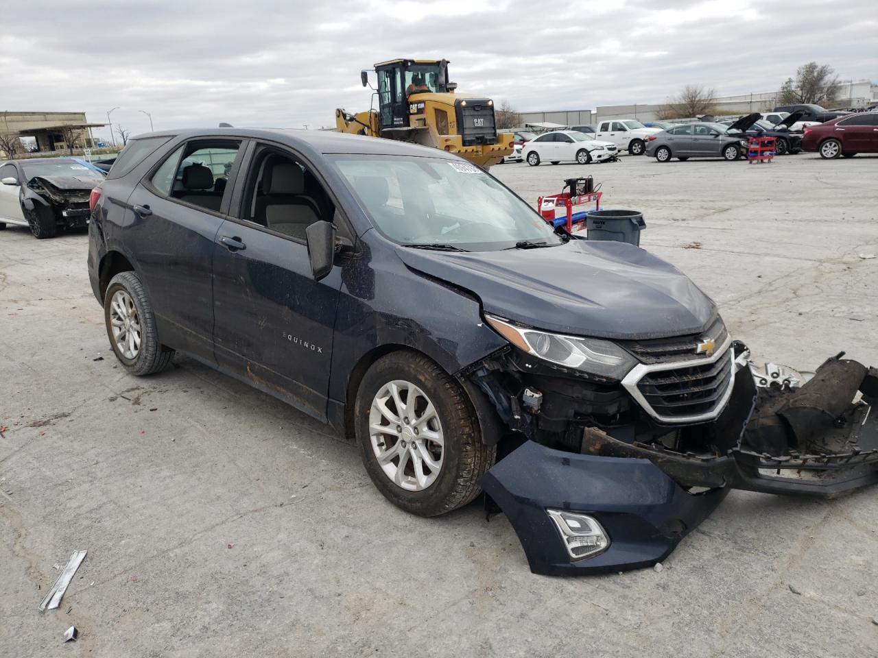 CHEVROLET EQUINOX LS 2018 with VIN 3GNAXHEVXJL130334 - Photo from auction