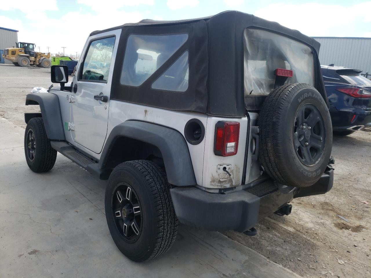 Photo 3 from auction – 2010 JEEP WRANGLER S with VIN 1J4AA2D10AL118964