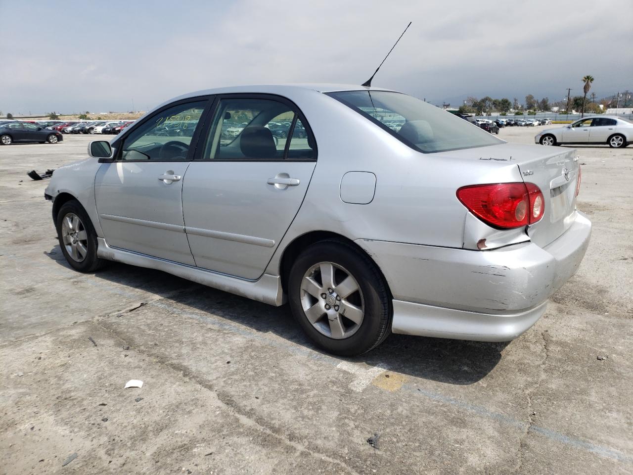 Photo 3 from auction – 2005 TOYOTA COROLLA CE with VIN 1NXBR32E35Z515563