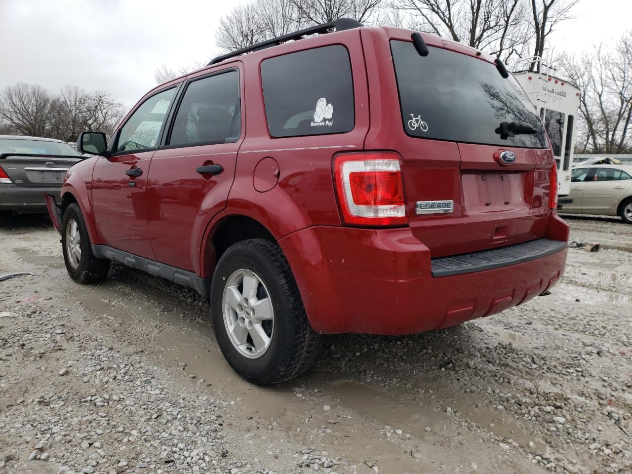 Photo 3 from auction – 2010 FORD ESCAPE XLT with VIN 1FMCU0D77AKB52819