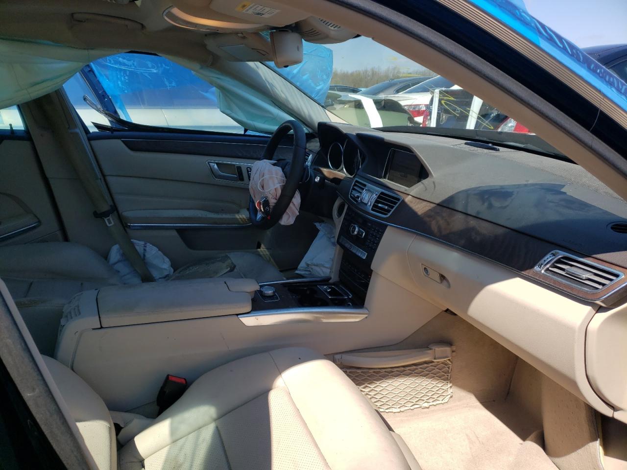 Photo 5 from auction – 2014 MERCEDES-BENZ E 350 4MAT with VIN WDDHF8JB6EA974041