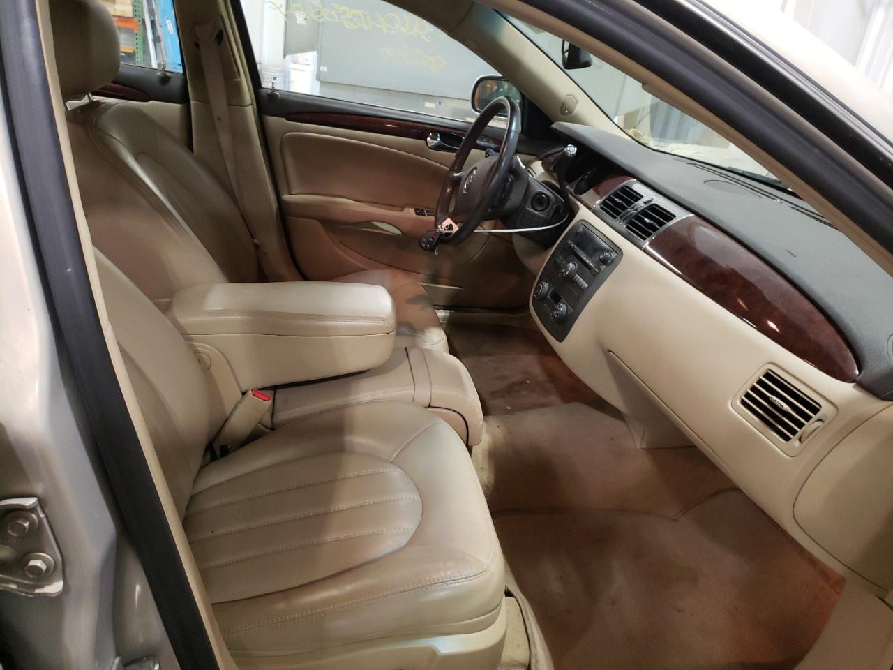Zdjęcie 5 z aukcji – 2007 BUICK LUCERNE CX z VIN 1G4HD57257U227856