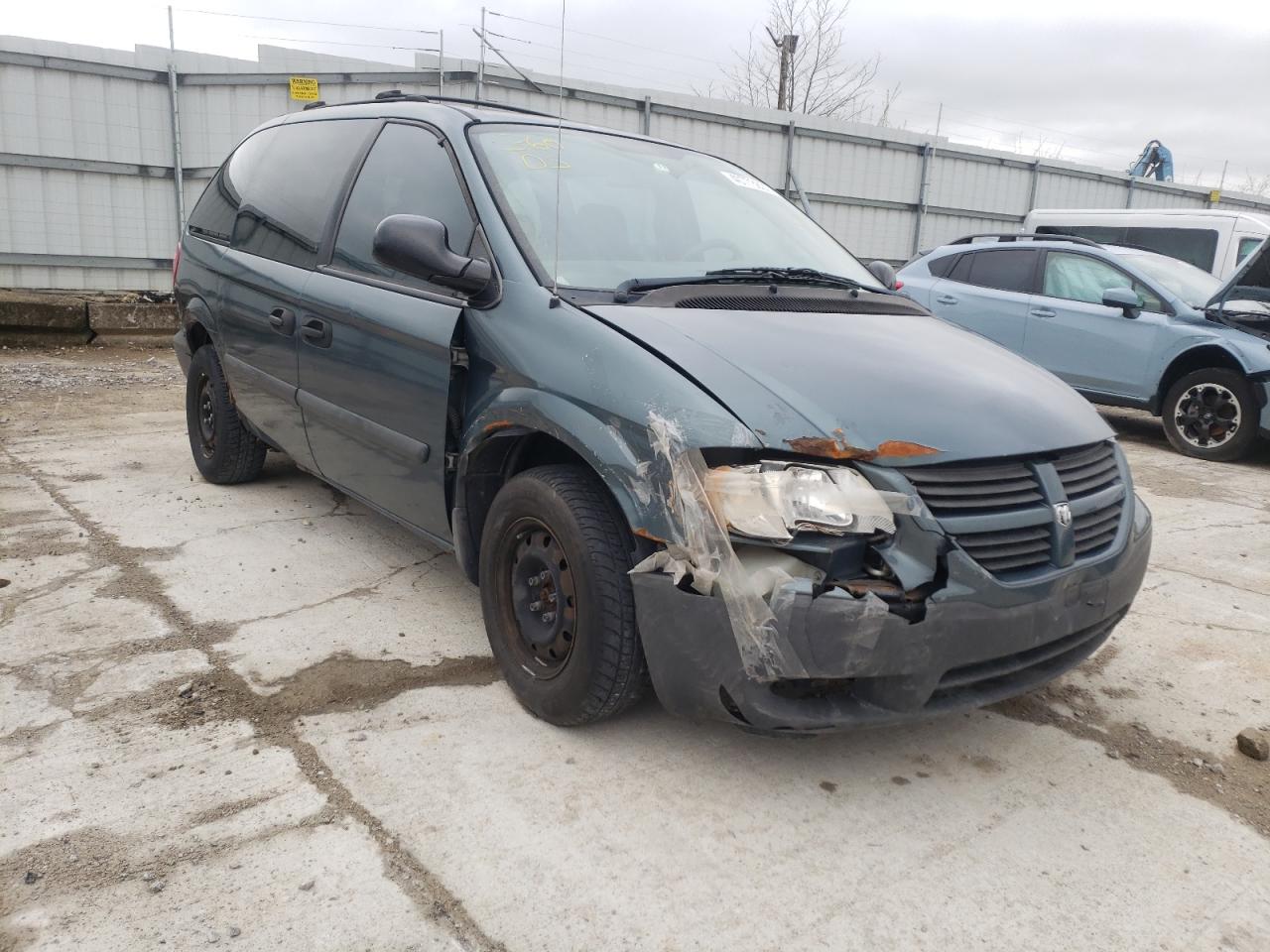 Photo 9 from auction – 2005 DODGE CARAVAN SE with VIN 1D4GP25R35B157615
