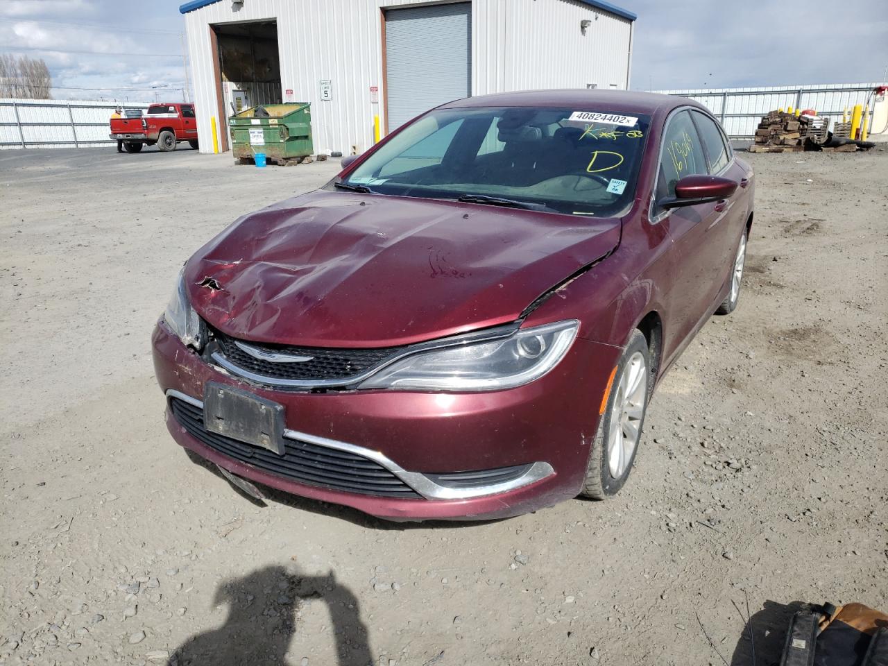 Photo 2 from auction – 2015 CHRYSLER 200 LIMITE with VIN 1C3CCCAB4FN705437