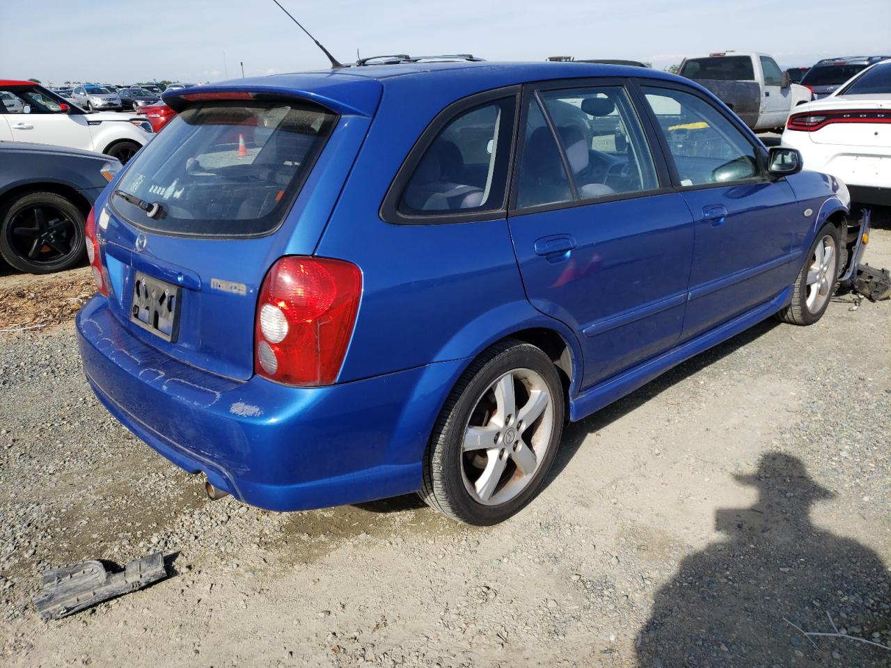 Photo 4 from auction – 2003 MAZDA PROTEGE PR with VIN JM1BJ245X31153913