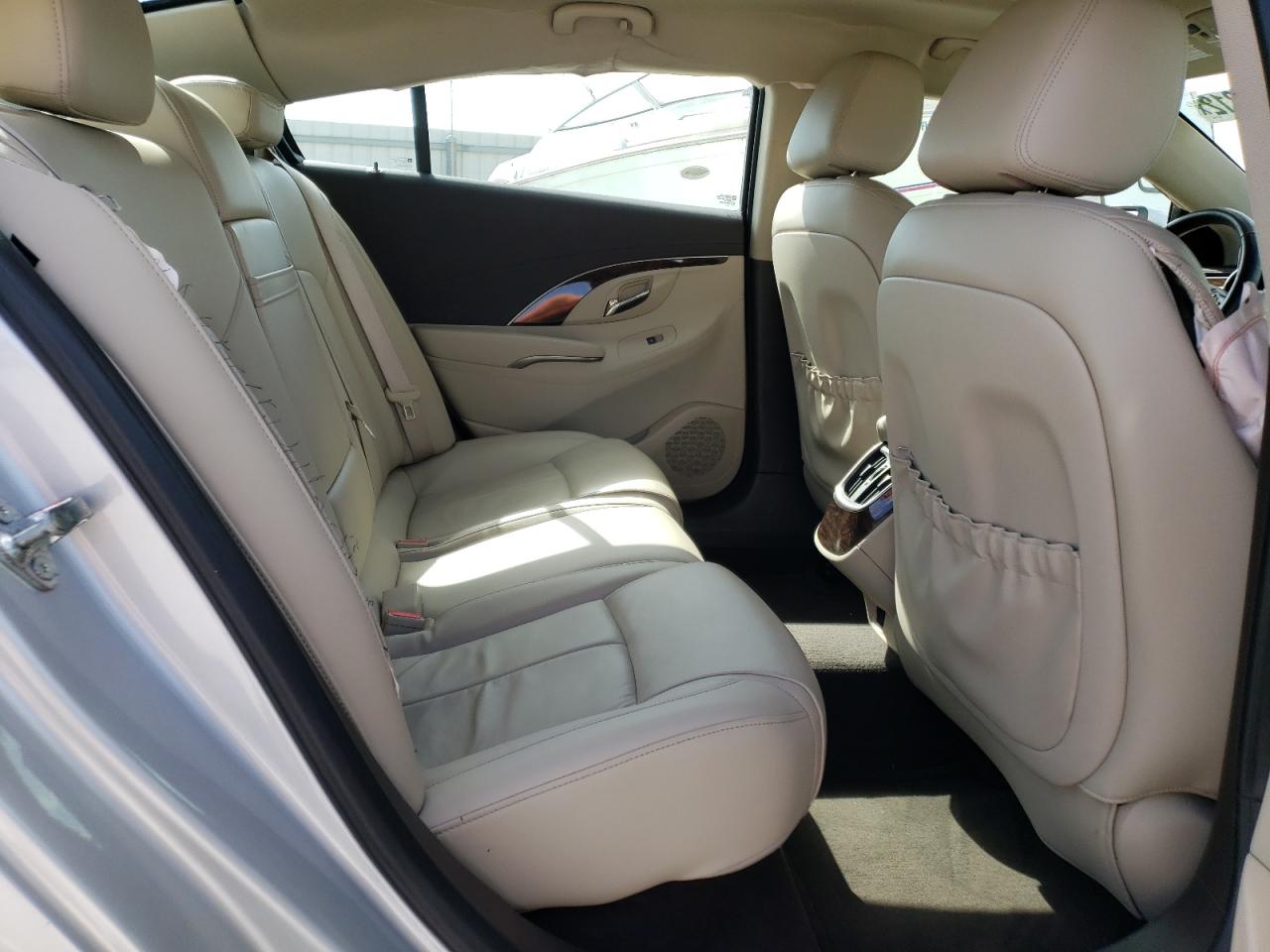 Photo 6 from auction – 2015 BUICK LACROSSE with VIN 1G4GB5G39FF254989