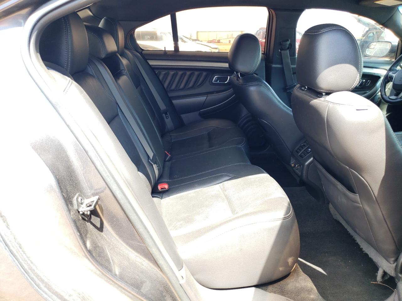Photo 6 from auction – 2015 FORD TAURUS SEL with VIN 1FAHP2E83FG177561