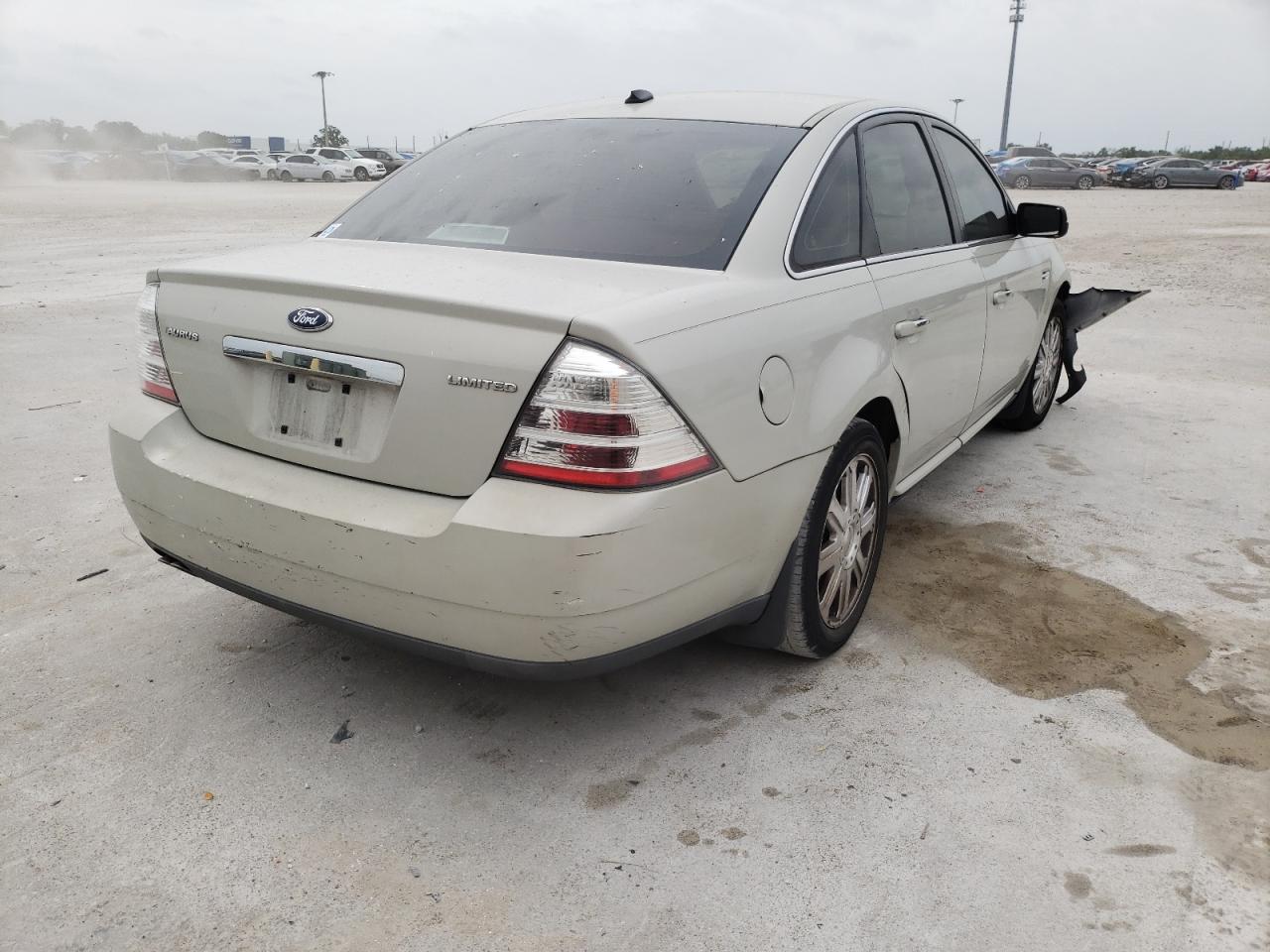 Photo 4 from auction – 2008 FORD TAURUS LIM with VIN 1FAHP25W78G132592
