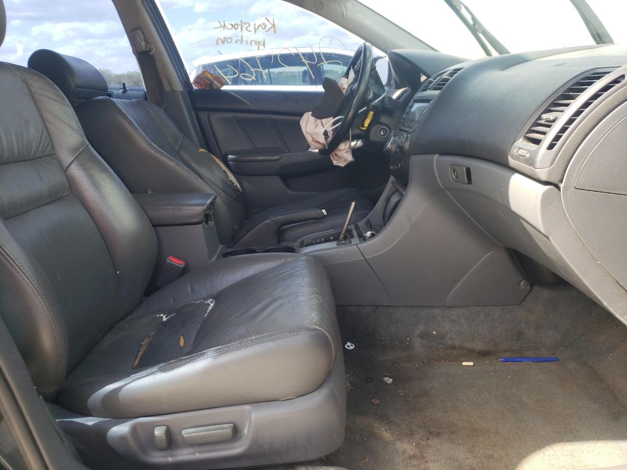 Photo 5 from auction – 2004 HONDA ACCORD EX with VIN 1HGCM665X4A024671
