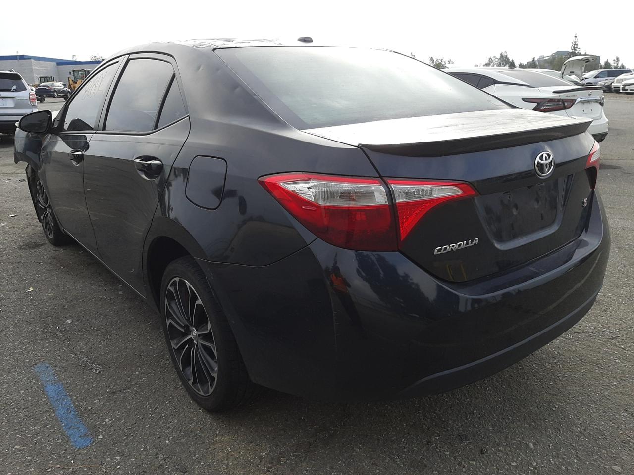Photo 3 from auction – 2015 TOYOTA COROLLA L with VIN 5YFBURHE5FP197800