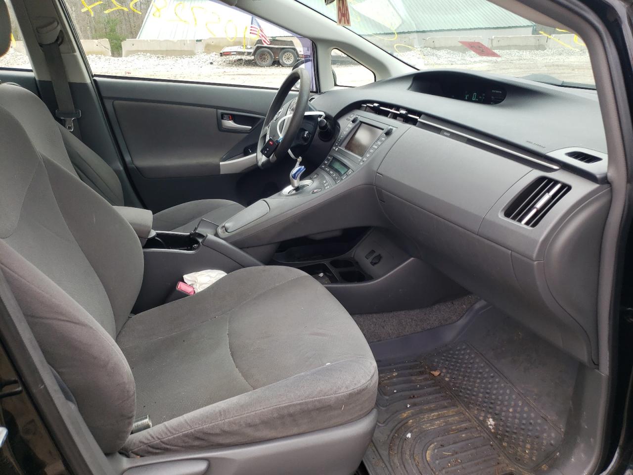 Photo 5 from auction – 2011 TOYOTA PRIUS with VIN JTDKN3DU7B1414107