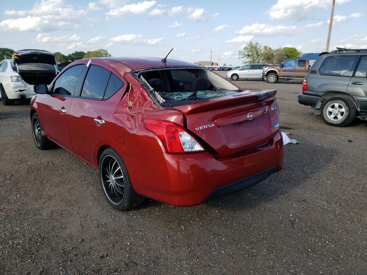 Photo 3 from auction – 2015 NISSAN VERSA S with VIN 3N1CN7AP5FL924936