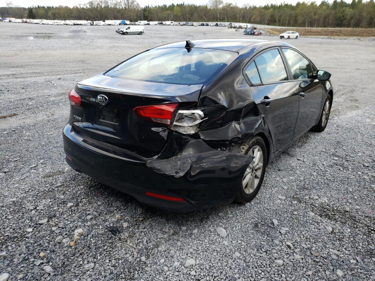 Photo 9 from auction – 2017 KIA FORTE LX with VIN 3KPFL4A73HE011369